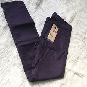 Levi’s denim leggings.